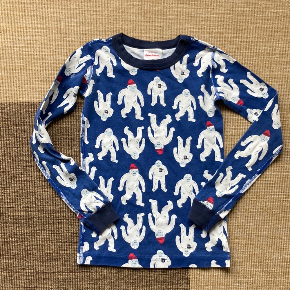 Hanna Andersson Blue Pajama Top with White and Red Yeti Print